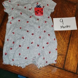 Baby girl clothes size 6-9 months